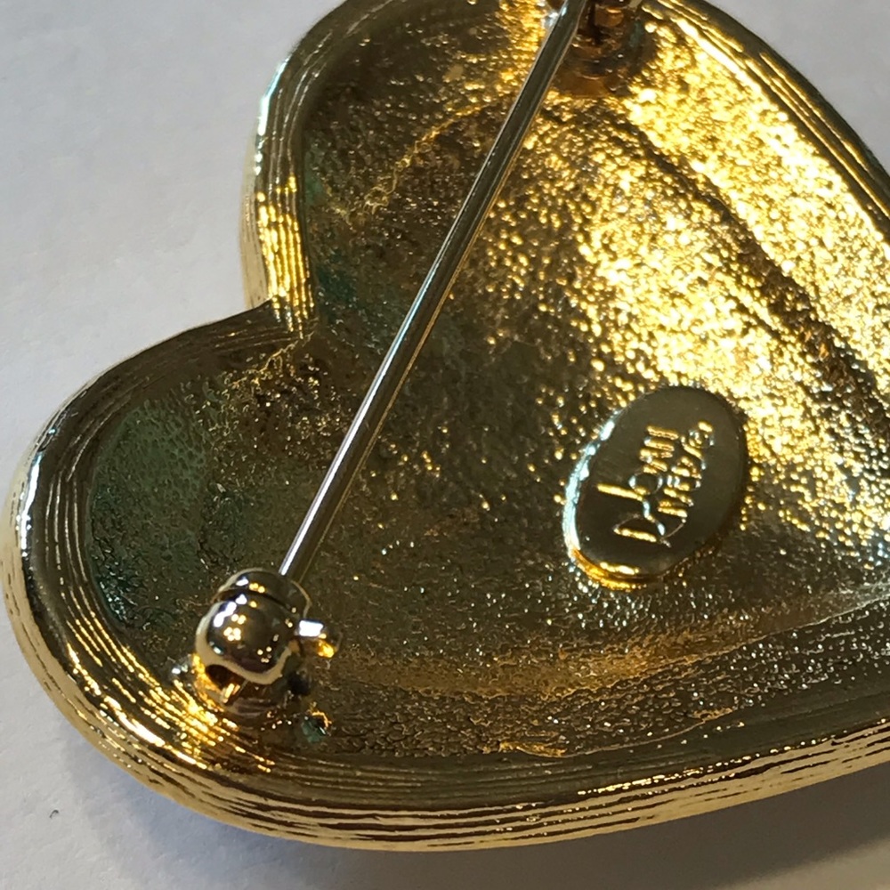 Vintage Joan Rivers Gold & Rhinestone Heart Brooch - Picture 11 of 12